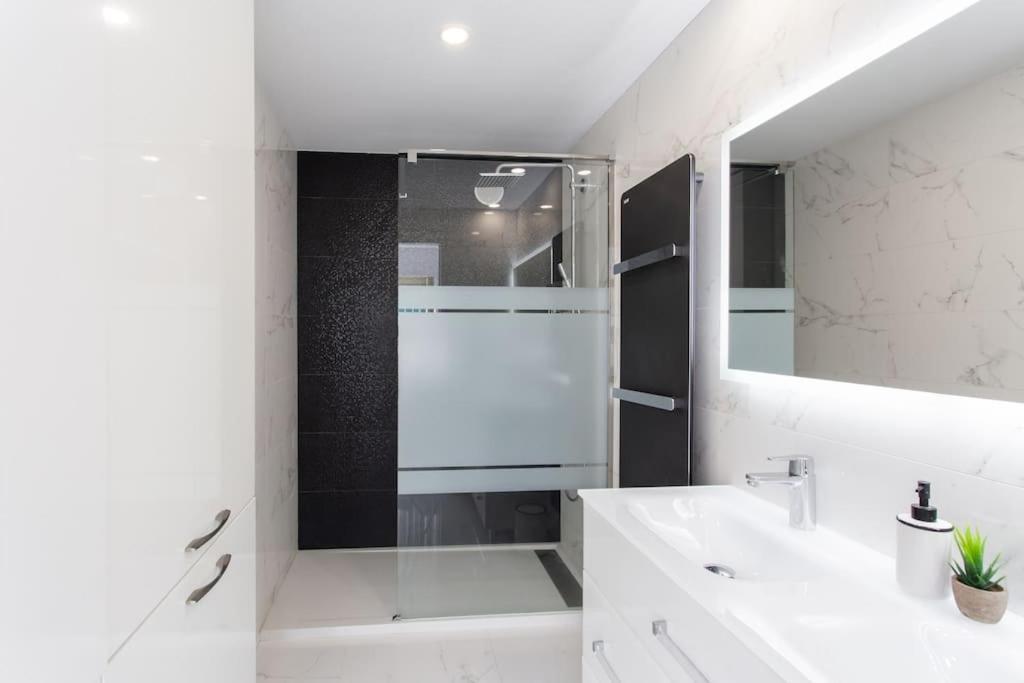 Aparthotel Riviera - La Terrasse De Clairefontaine - Fabron Nice Ngoại thất bức ảnh